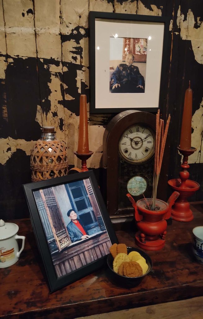 Photos of Huang Family